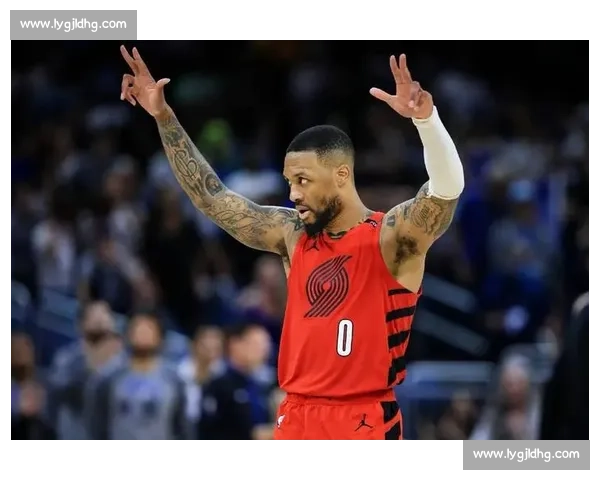 利拉德落叶归根！3 年 4200 万重返开拓者，铁心终老撕裂之城