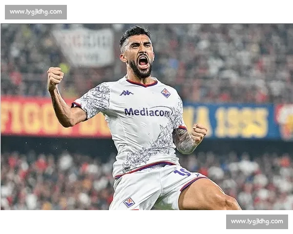 塞维利亚官宣签下西班牙前锋阿尔方 - 冈萨雷斯,合同至 2028 年 塞维利亚官宣签下西班牙前锋阿尔方 - 冈萨雷斯,合同至 2028 年