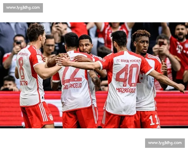 科隆官宣 1000 万欧签 21 岁新星中卫 范登伯格加盟德甲劲旅