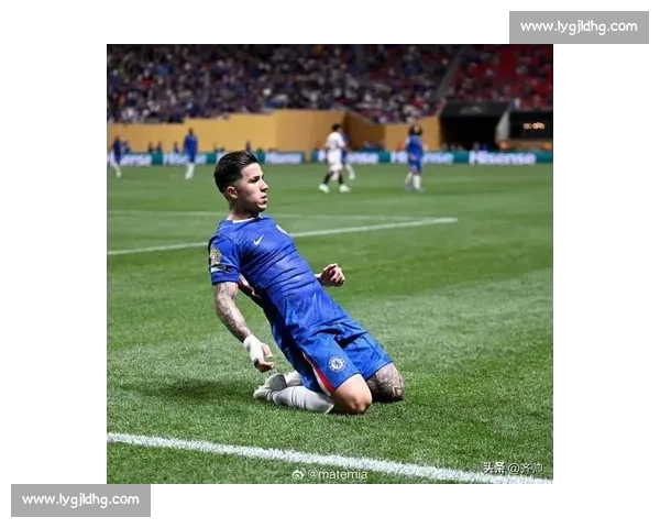 德拉普首秀献助攻获加纳乔点赞,切尔西新援引曼联边锋关注 德拉普首秀献助攻获加纳乔点赞,切尔西新援引曼联边锋关注