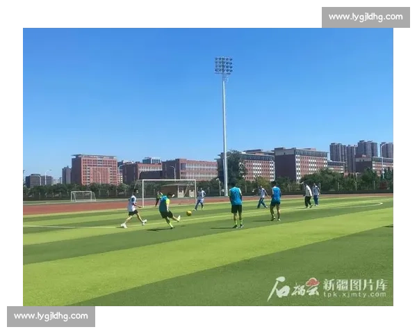 米娜瓦尔寄语喀什杯青少年足球赛:以绿茵为桥,共筑团结梦想 米娜瓦尔寄语喀什杯青少年足球赛:以绿茵为桥,共筑团结梦想