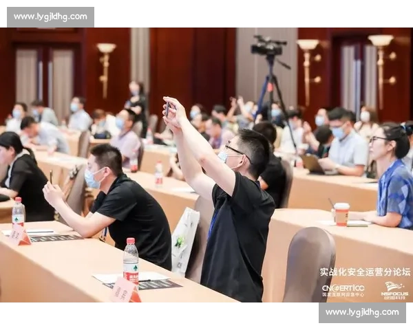 中伊足球强强对话亚洲赛场攻防博弈引发万众期待国足迎战伊朗关键之战 中伊足球强强对话亚洲赛场攻防博弈引发万众期待国足迎战伊朗关键之战